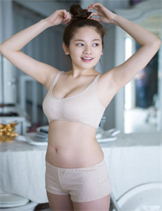 《爱你如诗美丽》