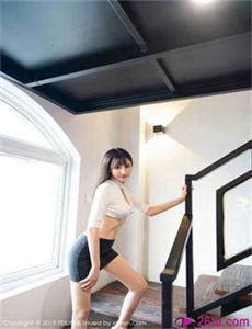 《美女武士》